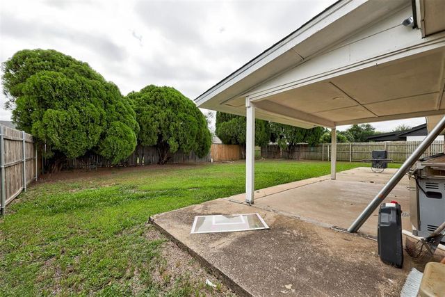 11712 N Shartel Avenue, Oklahoma City, OK 73114