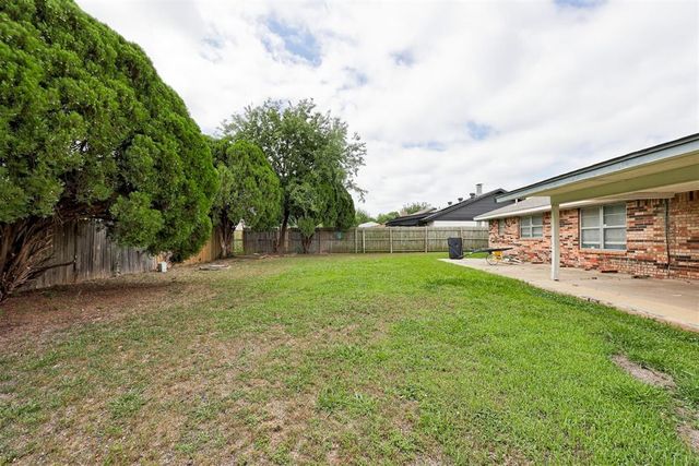 11712 N Shartel Avenue, Oklahoma City, OK 73114