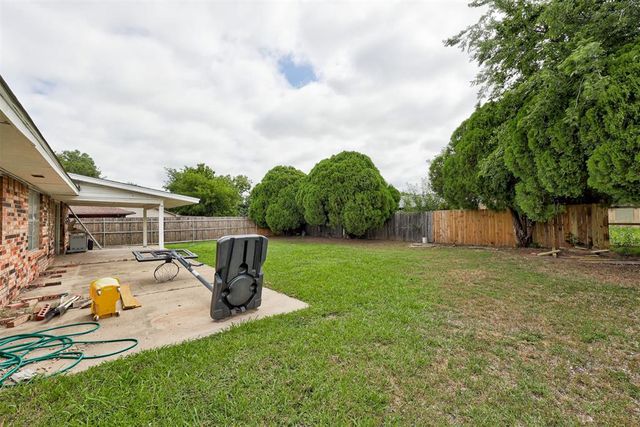 11712 N Shartel Avenue, Oklahoma City, OK 73114