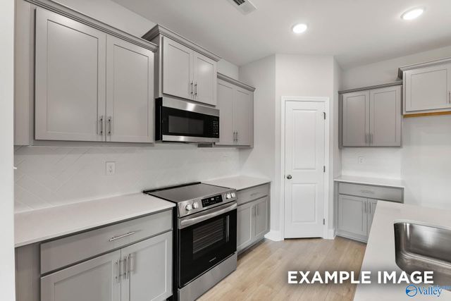 26853 Kyle Lane, Athens, AL 35613