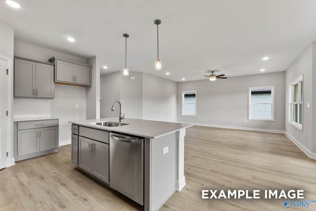 26853 Kyle Lane, Athens, AL 35613