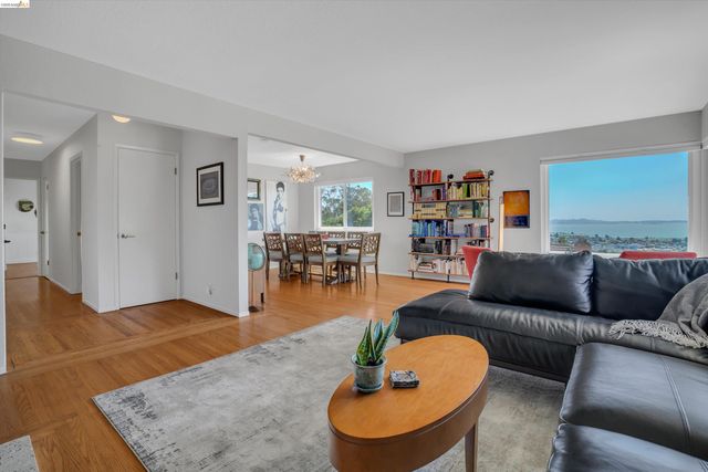 7516 Potrero Ave, El Cerrito, CA 94530