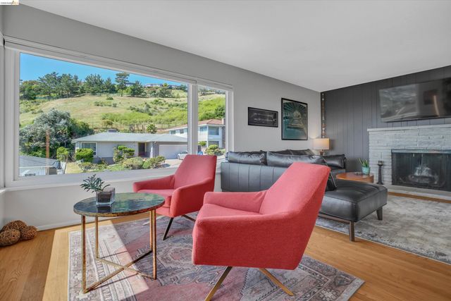 7516 Potrero Ave, El Cerrito, CA 94530