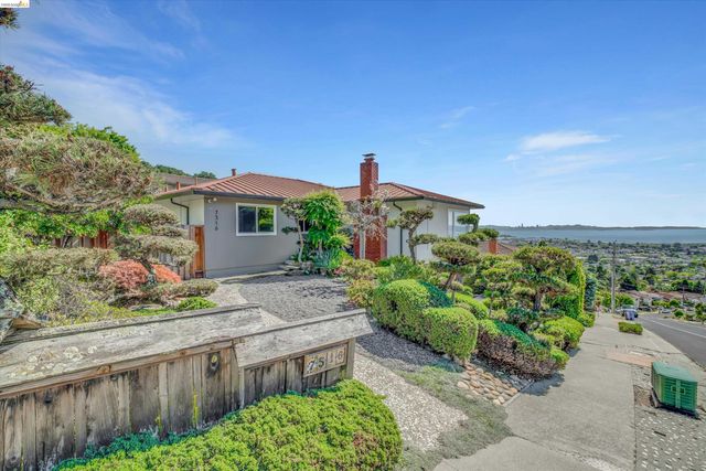 7516 Potrero Ave, El Cerrito, CA 94530