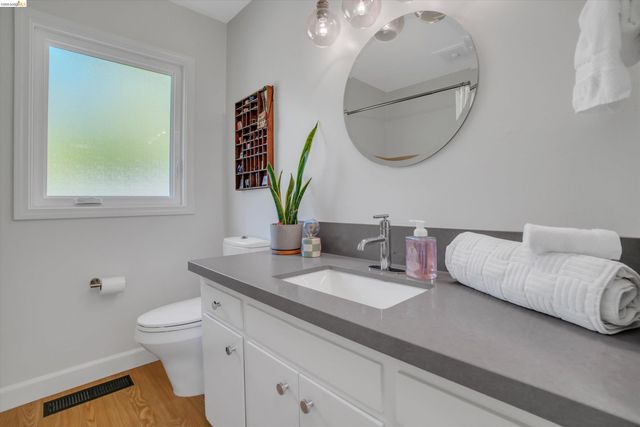 7516 Potrero Ave, El Cerrito, CA 94530