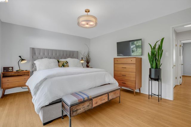 7516 Potrero Ave, El Cerrito, CA 94530