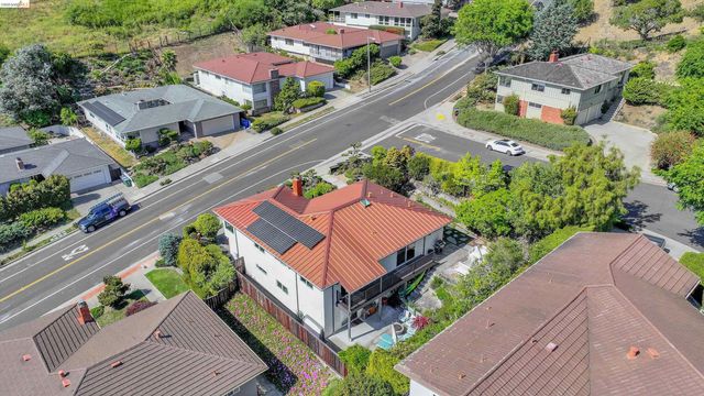 7516 Potrero Ave, El Cerrito, CA 94530