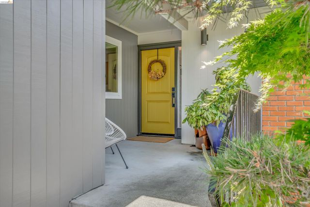 7516 Potrero Ave, El Cerrito, CA 94530