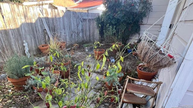 127 Grecian Dr, San Antonio, TX 78223