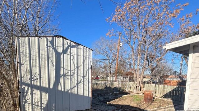 127 Grecian Dr, San Antonio, TX 78223