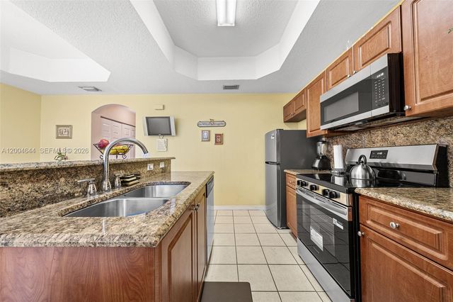 4948 Tradewinds Ter 504, Dania Beach, FL 33312