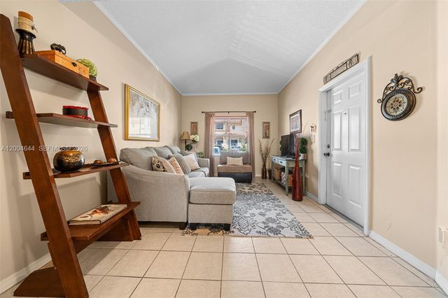 4948 Tradewinds Ter 504, Dania Beach, FL 33312