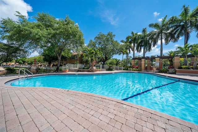 4948 Tradewinds Ter 504, Dania Beach, FL 33312
