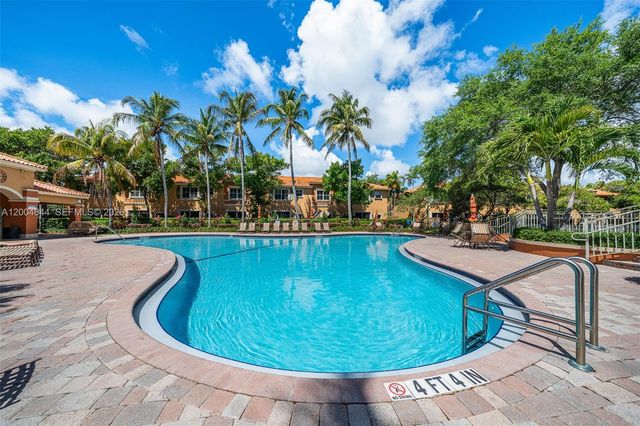 4948 Tradewinds Ter 504, Dania Beach, FL 33312