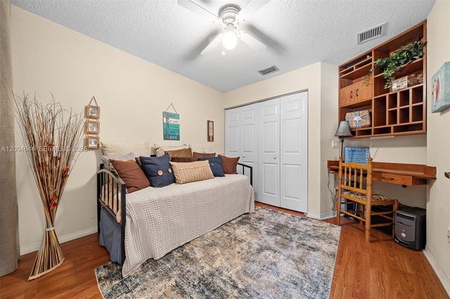 4948 Tradewinds Ter 504, Dania Beach, FL 33312