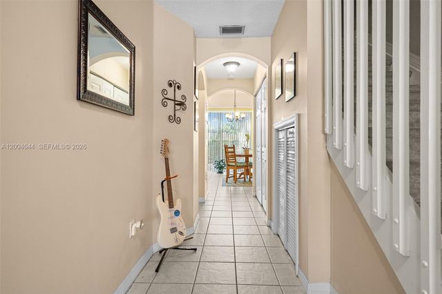 4948 Tradewinds Ter 504, Dania Beach, FL 33312