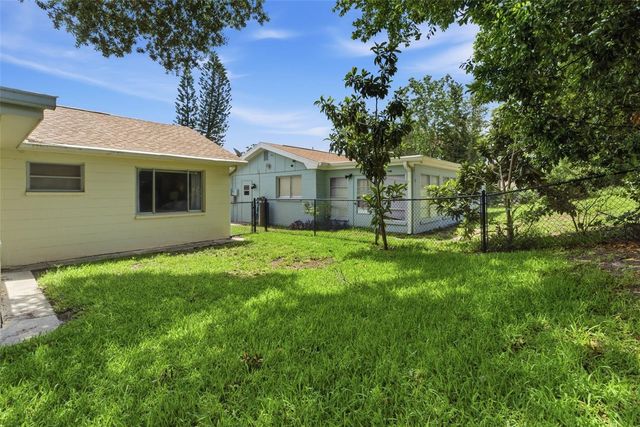 12219 QUAIL RUN ROW, Bayonet Point, FL 34667