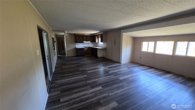 3304 Edgewood Lane, Centralia, WA 98531