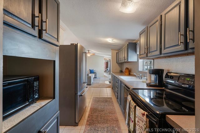 25954 S 605 Court, Grove, OK 74344