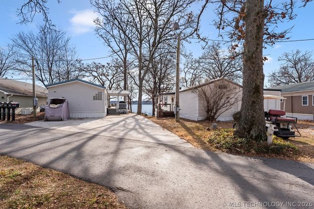 25954 S 605 Court, Grove, OK 74344