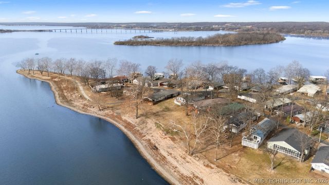 25954 S 605 Court, Grove, OK 74344