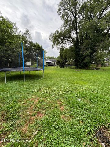 2208 Mcclung Ave, Knoxville, TN 37920
