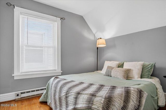 14 Parkview Court, Troy, NY 12180