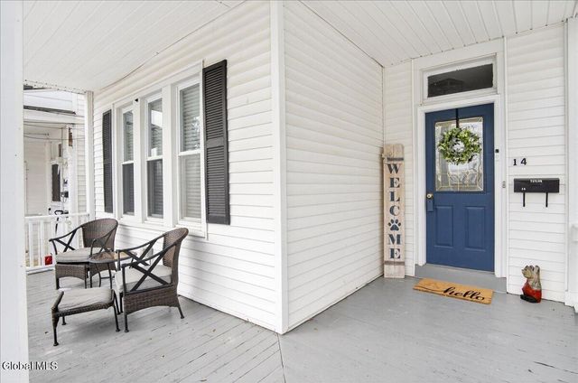 14 Parkview Court, Troy, NY 12180