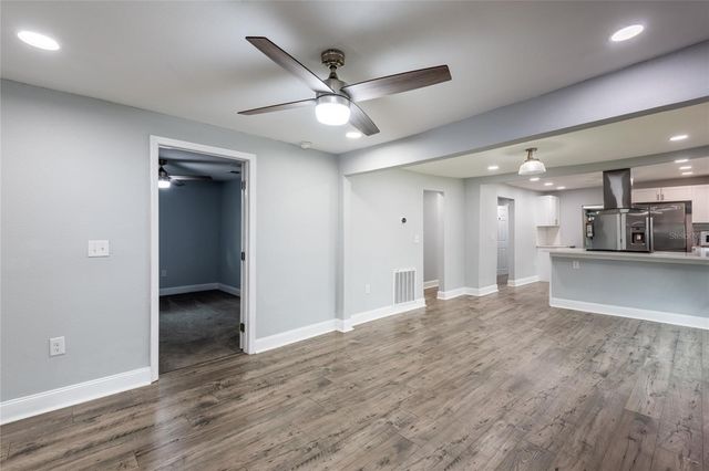 8006 N 14TH STREET, Tampa, FL 33604