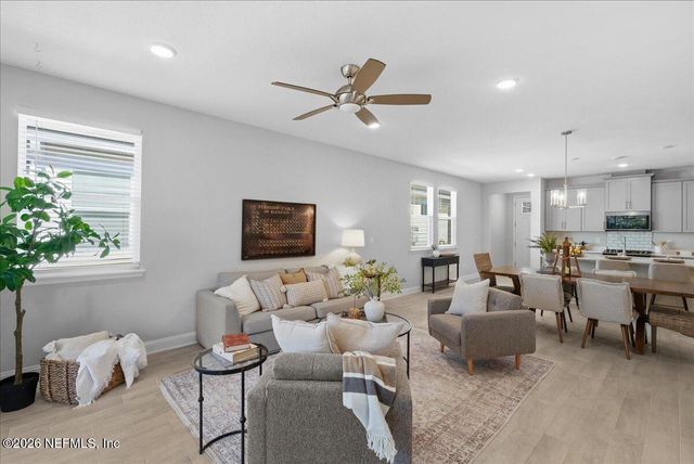 130 JUNIPER HILLS Drive, St. Johns, FL 32259