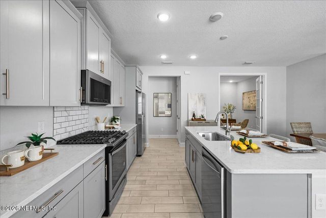 130 JUNIPER HILLS Drive, St. Johns, FL 32259