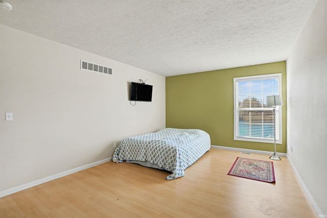 926 Vawter Circle, South Bend, IN 46614