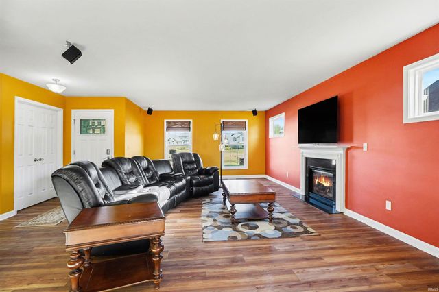 926 Vawter Circle, South Bend, IN 46614