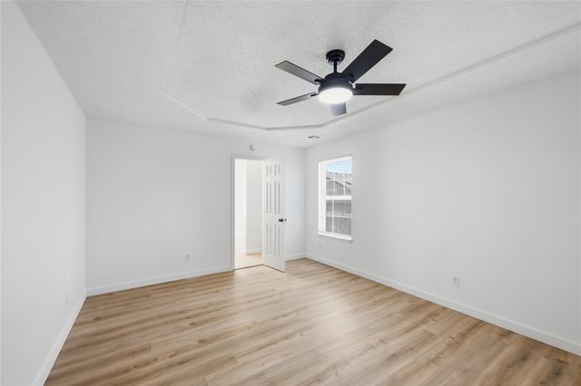 12006 E 115th Street N, Collinsville, OK 74021