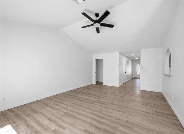 12006 E 115th Street N, Collinsville, OK 74021