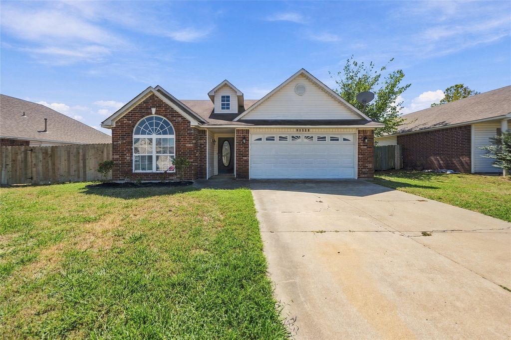 12006 E 115th Street N, Collinsville, OK 74021