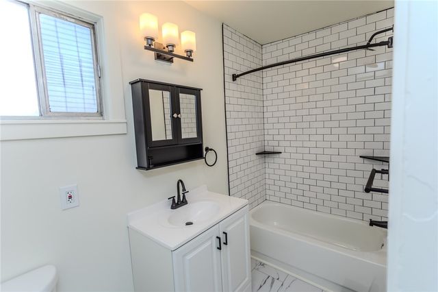 514 E Crawford Ave, Connellsville, PA 15425