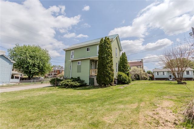 514 E Crawford Ave, Connellsville, PA 15425