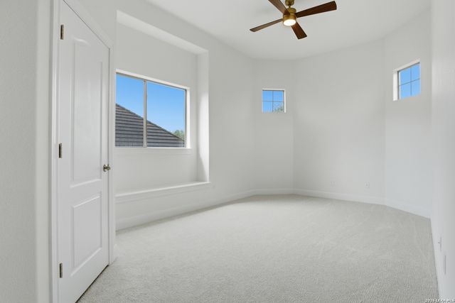 82 Westcourt ln, San Antonio, TX 78257