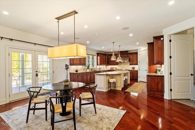 212 Whirlaway Lane, Chapel Hill, NC 27516