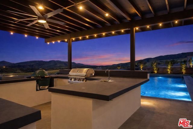 12509 N Saddle Court, Porter Ranch (los Angeles), CA 91326