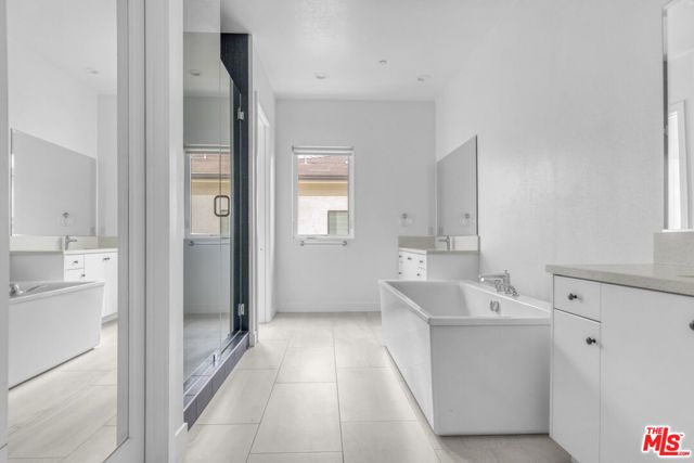 12509 N Saddle Court, Porter Ranch (los Angeles), CA 91326