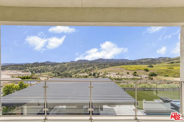 12509 N Saddle Court, Porter Ranch (los Angeles), CA 91326