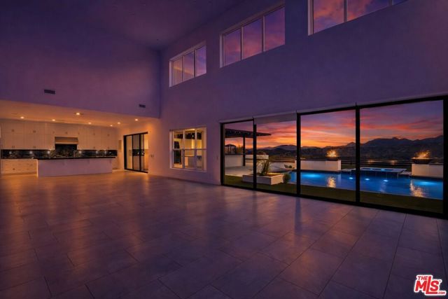 12509 N Saddle Court, Porter Ranch (los Angeles), CA 91326