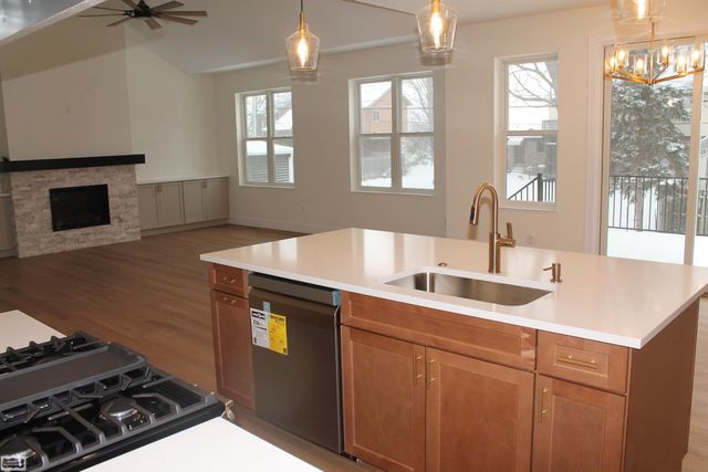 39105 Chart Street, Harrison Twp, MI 48045