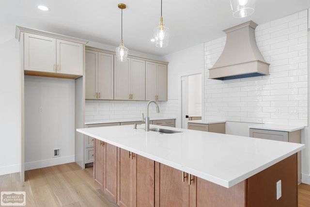 39105 Chart Street, Harrison Twp, MI 48045