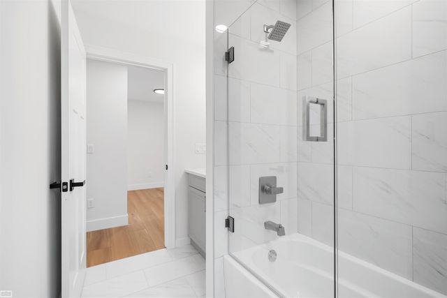 39105 Chart Street, Harrison Twp, MI 48045