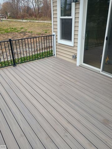 39105 Chart Street, Harrison Twp, MI 48045