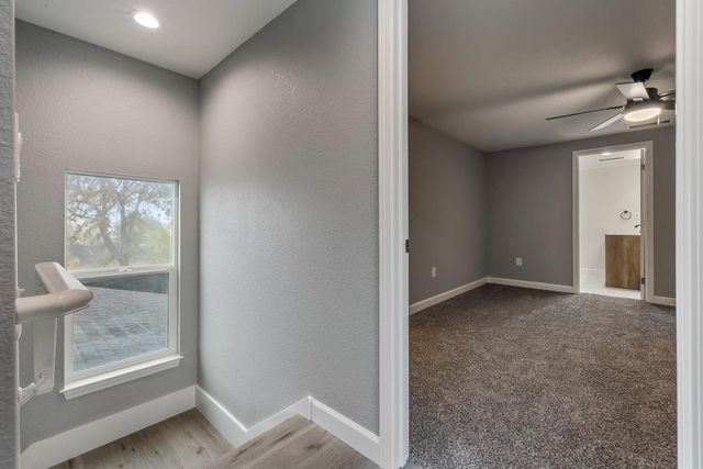 3112 S B St, Stockton, CA 95206