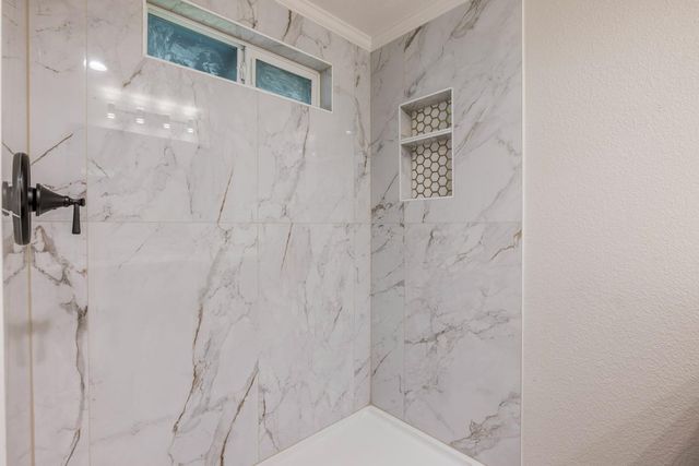 3112 S B St, Stockton, CA 95206